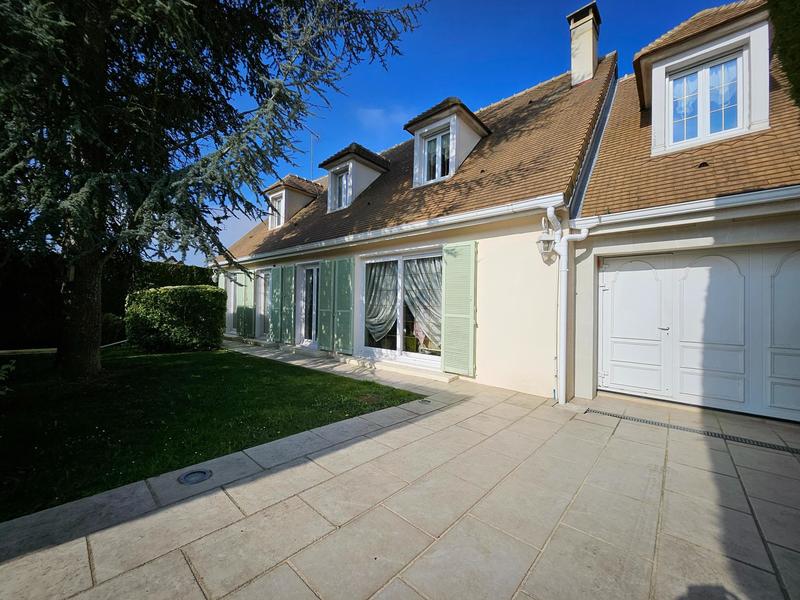 Maison - 160 m² - 7 pièces