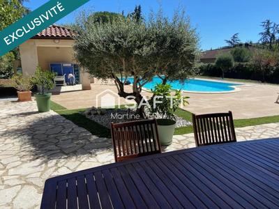 Maison - 300 m² - 11 pièces