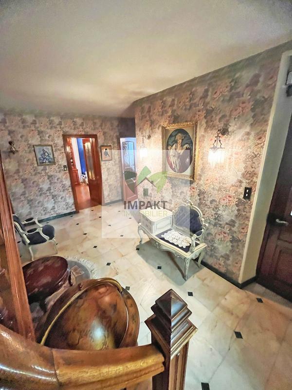 Maison - 166 m² - 6 pièces