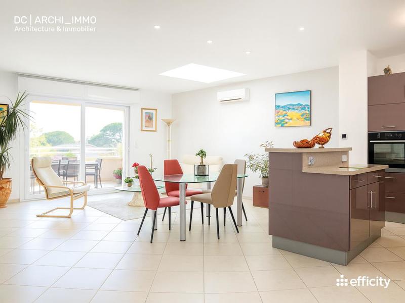 Appartement - 97 m² - 4 pièces