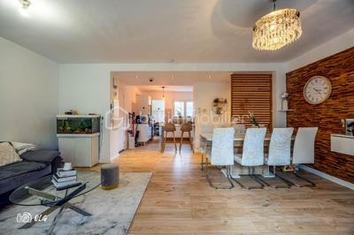 Appartement - 75 m² - 3 pièces