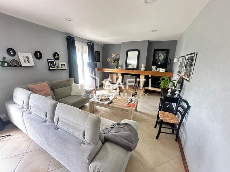 Maison - 226 m² - 11 pièces