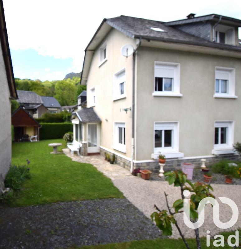 Appartement - 106 m² - 5 pièces