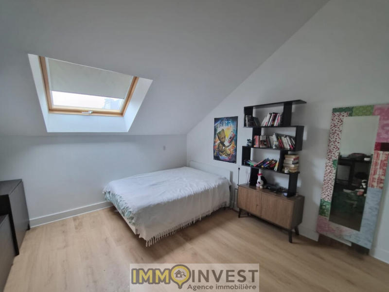 Appartement - 210 m² - 6 pièces