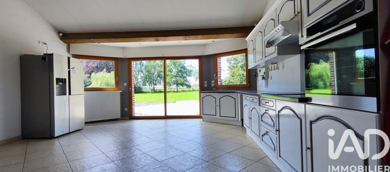 Maison - 300 m² - 8 pièces