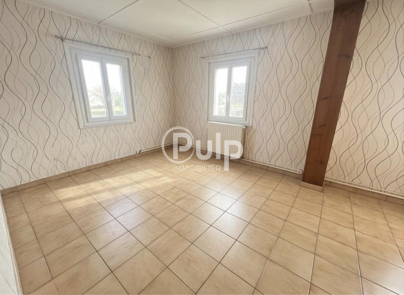 Maison - 122 m² - 8 pièces