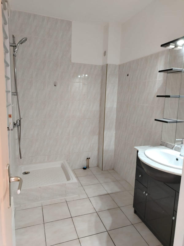 Appartement - 84 m² - 4 pièces