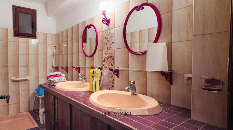 Maison - 140 m² - 7 pièces