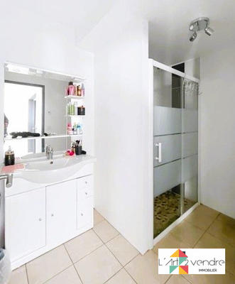 Maison traditionnelle - 148 m² - 6 pièces