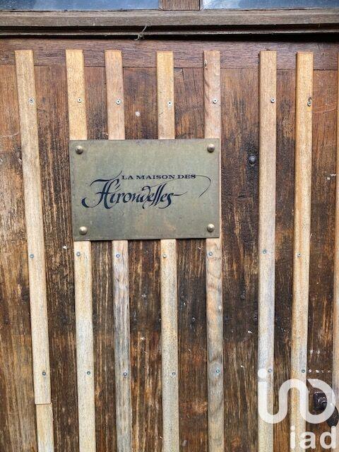 Maison - 221 m² - 5 pièces