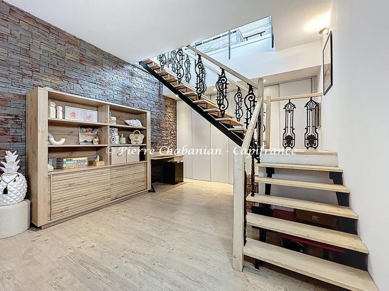 Duplex - 180 m² - 5 pièces