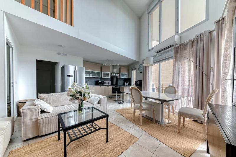 Duplex - 97 m² - 4 pièces