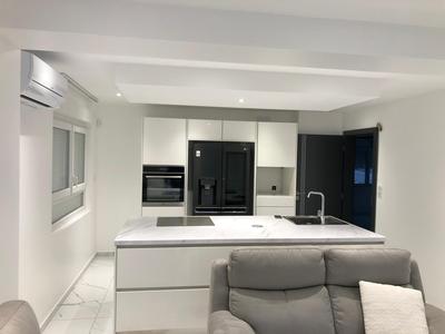 Maison - 159 m² - 6 pièces