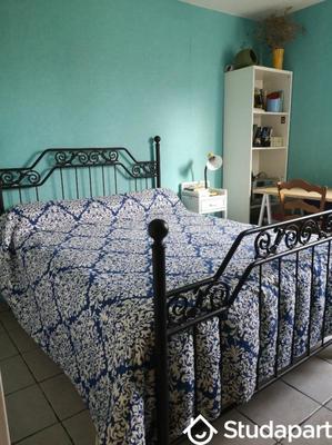 Chambre - 12 m² - 1 pièce