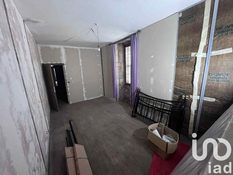 Maison - 215 m² - 7 pièces