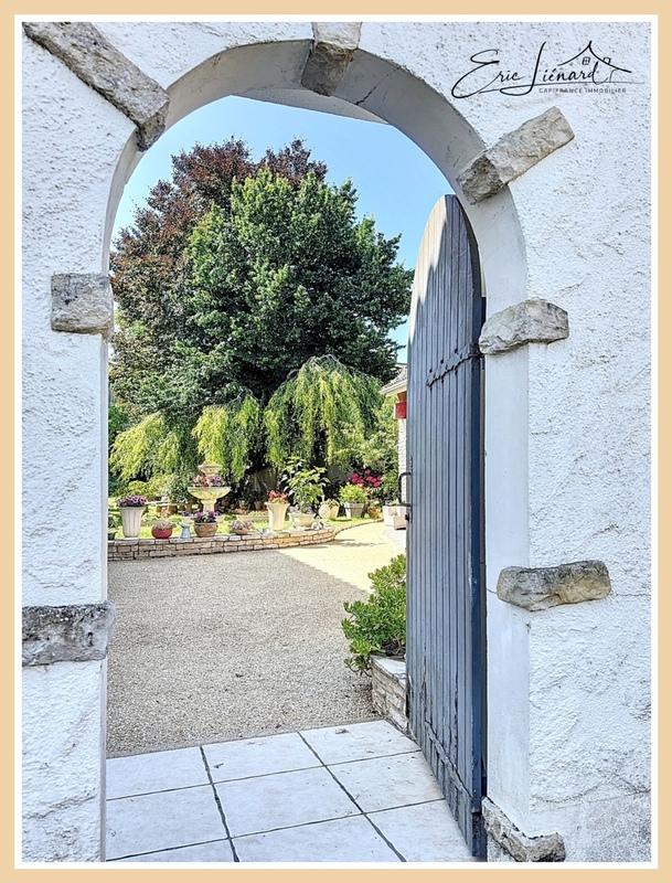 Maison - 182 m² - 7 pièces