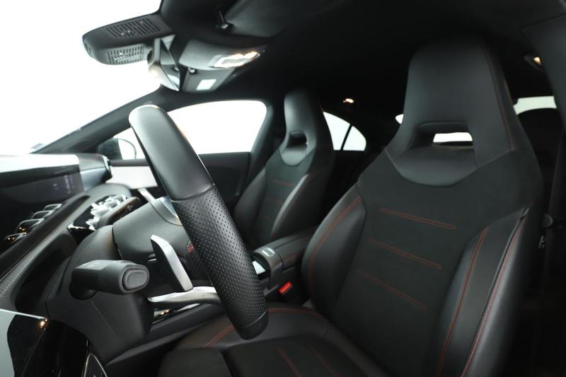 Mercedes Cla 200 Amg Line 7g-Dct 163 ch