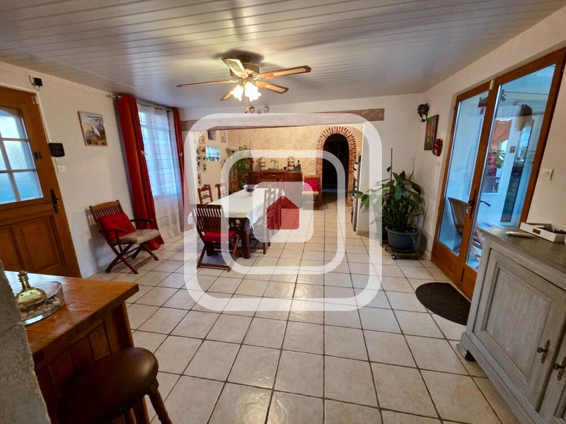 Maison - 140 m² - 6 pièces