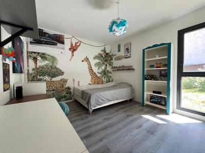 Villa - 170 m² - 5 pièces