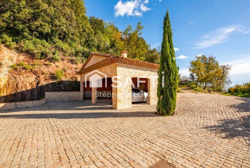 Maison - 104 m² - 4 pièces