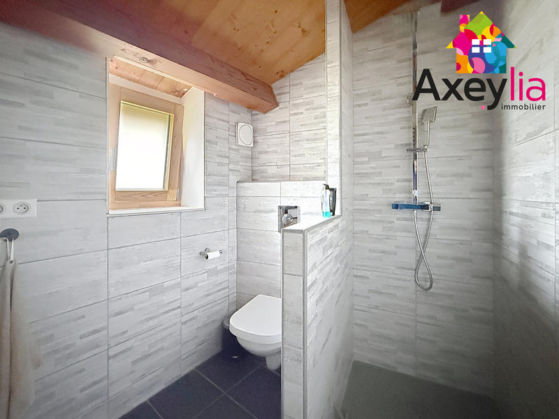 Maison - 195 m² - 8 pièces