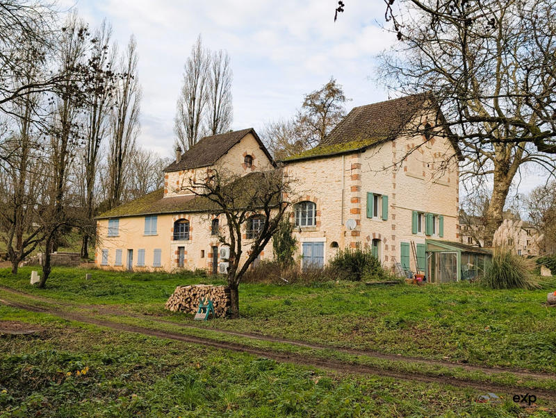 Fonds de commerce - 4 500 m²