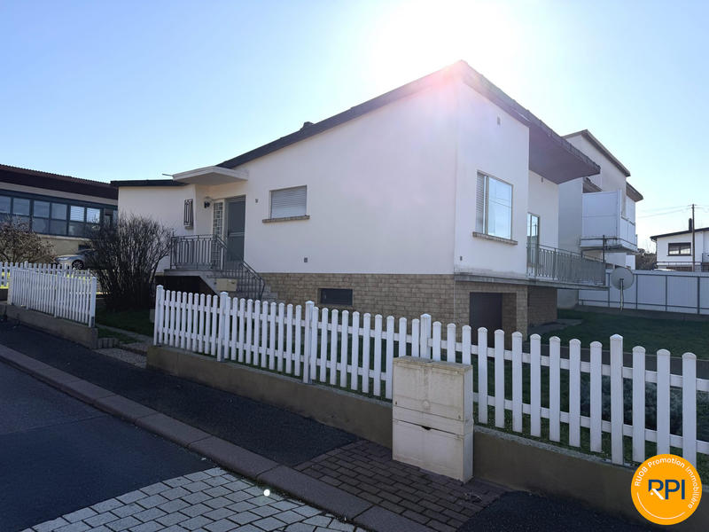 Maison - 110 m² - 4 pièces