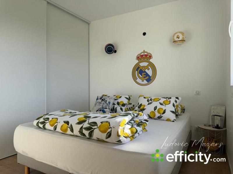 Pavillon - 90 m² - 5 pièces