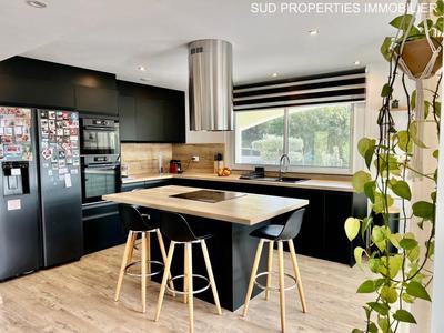 Villa - 223 m² - 7 pièces