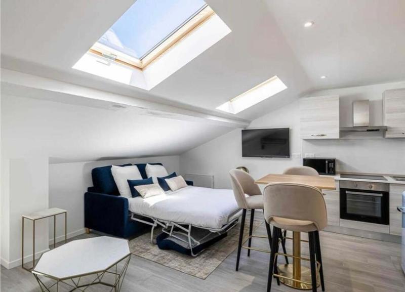 Immeuble - 275 m² - 17 pièces