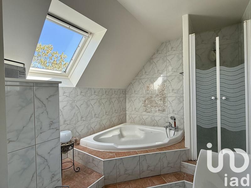 Maison - 128 m² - 7 pièces