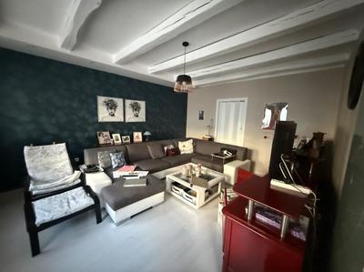 Maison - 163 m² - 8 pièces