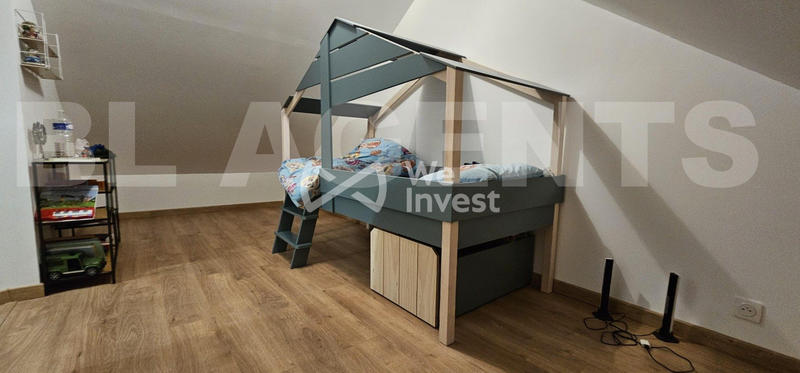 Maison - 159 m² - 6 pièces