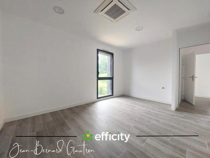 Bureau - 75 m² - 3 pièces