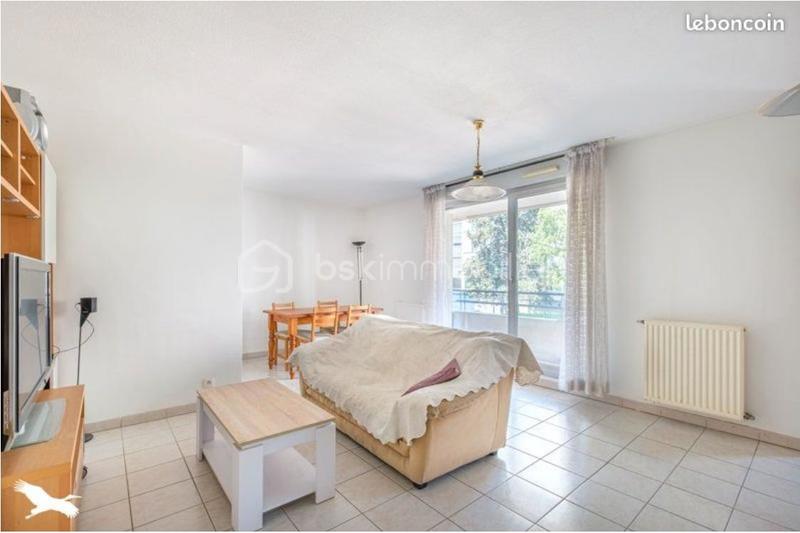 Appartement - 64 m² - 3 pièces