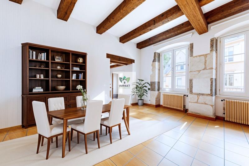 Appartement - 112 m² - 6 pièces