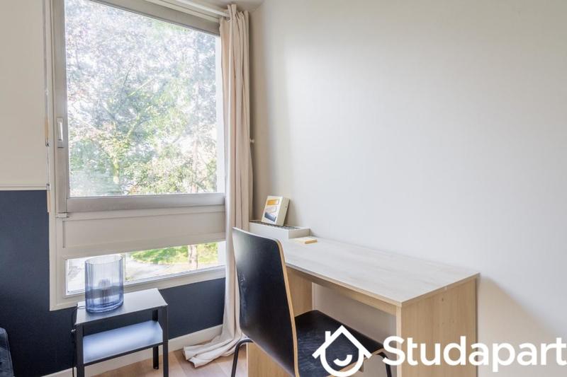 Chambre - 9 m² - 1 pièce