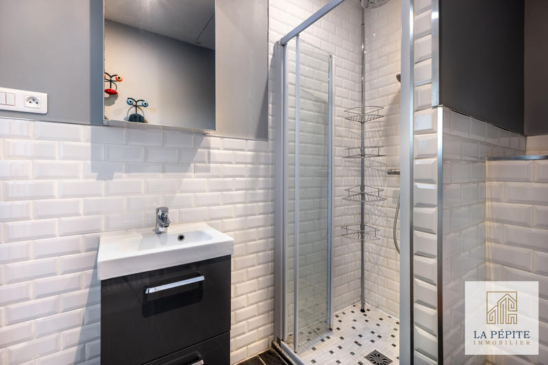 Maison - 152 m² - 6 pièces