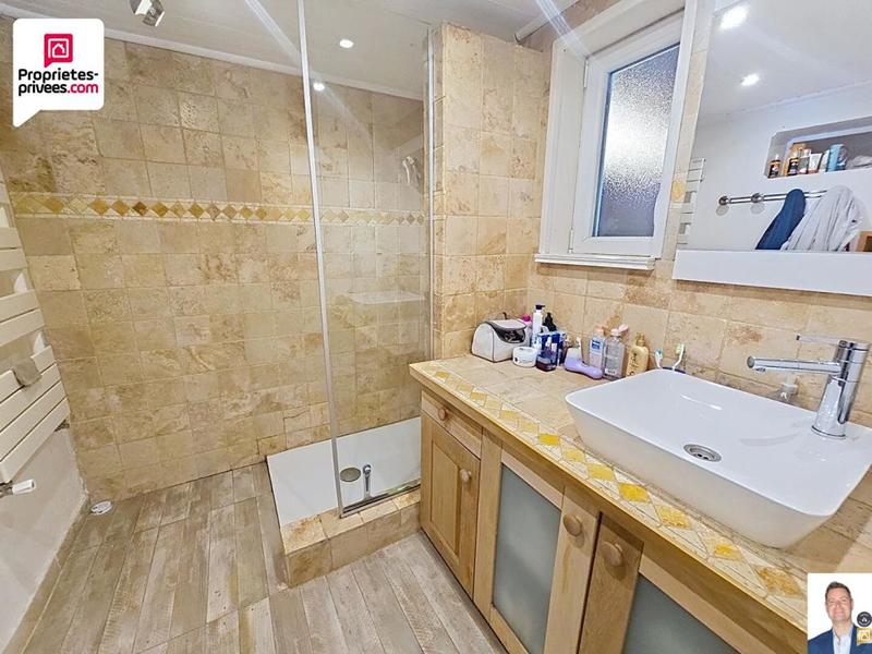 Villa - 142 m² - 6 pièces