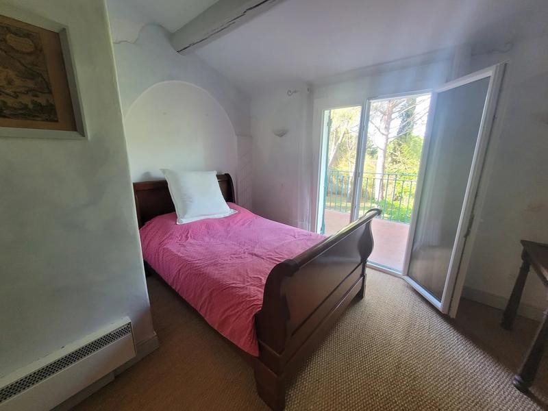 Villa - 243 m² - 11 pièces