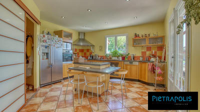 Villa - 204 m² - 8 pièces