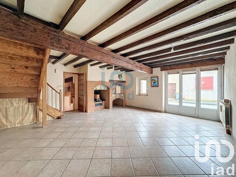 Maison - 234 m² - 8 pièces