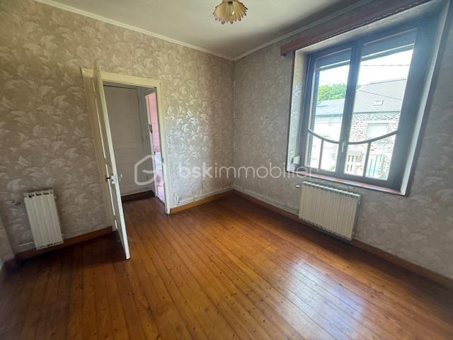 Maison de village - 90 m² - 5 pièces