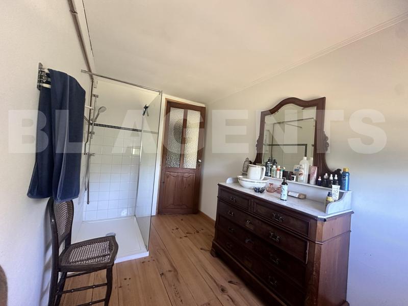 Maison - 150 m² - 3 pièces