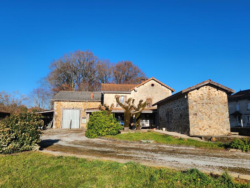 Maison - 170 m² - 7 pièces