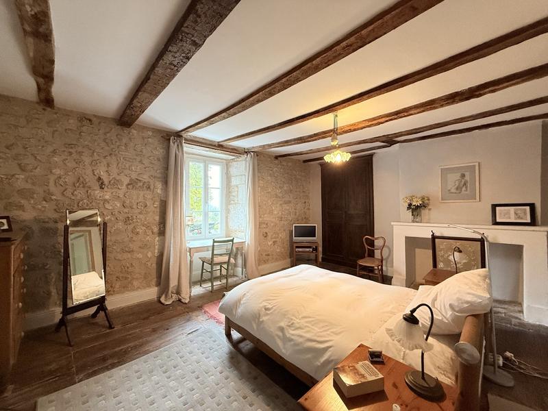 Maison - 110 m² - 4 pièces