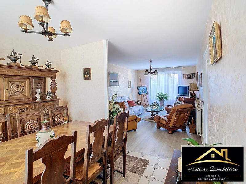 Maison - 95 m² - 5 pièces