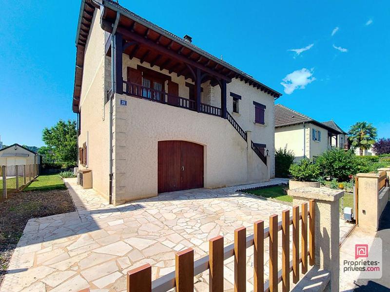 Maison - 160 m² - 7 pièces