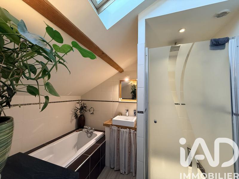 Maison de village - 80 m² - 4 pièces