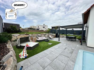 Maison - 102 m² - 5 pièces